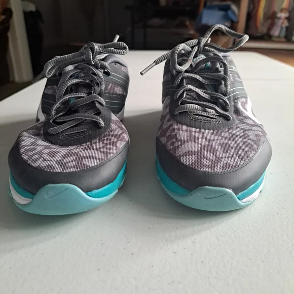Womens Nike Dual Fusion TR 2 Sneakers - Picture 2 of 6